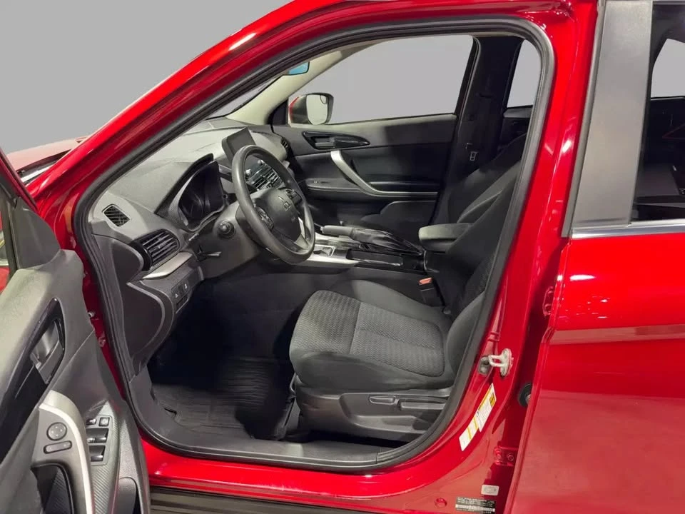 2023 Mitsubishi Eclipse Cross - Image 6 of 19
