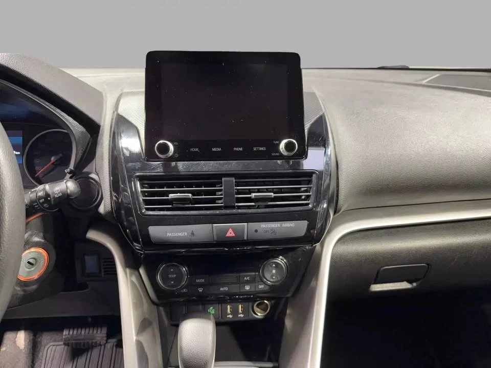 2023 Mitsubishi Eclipse Cross - Image 11 of 19