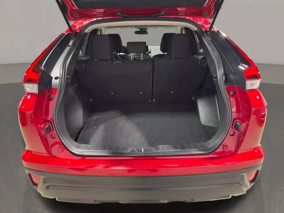 2023 Mitsubishi Eclipse Cross - Image 15 of 18
