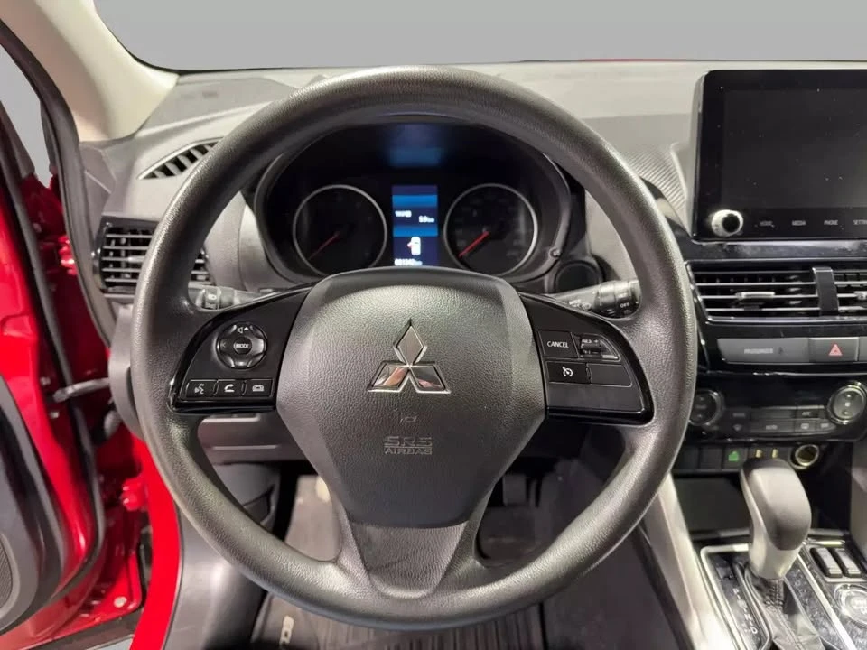 2023 Mitsubishi Eclipse Cross - Image 12 of 18
