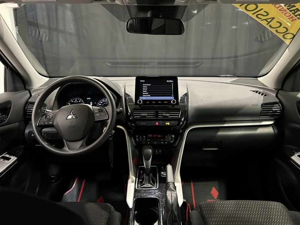 2023 Mitsubishi Eclipse Cross - Image 13 of 19