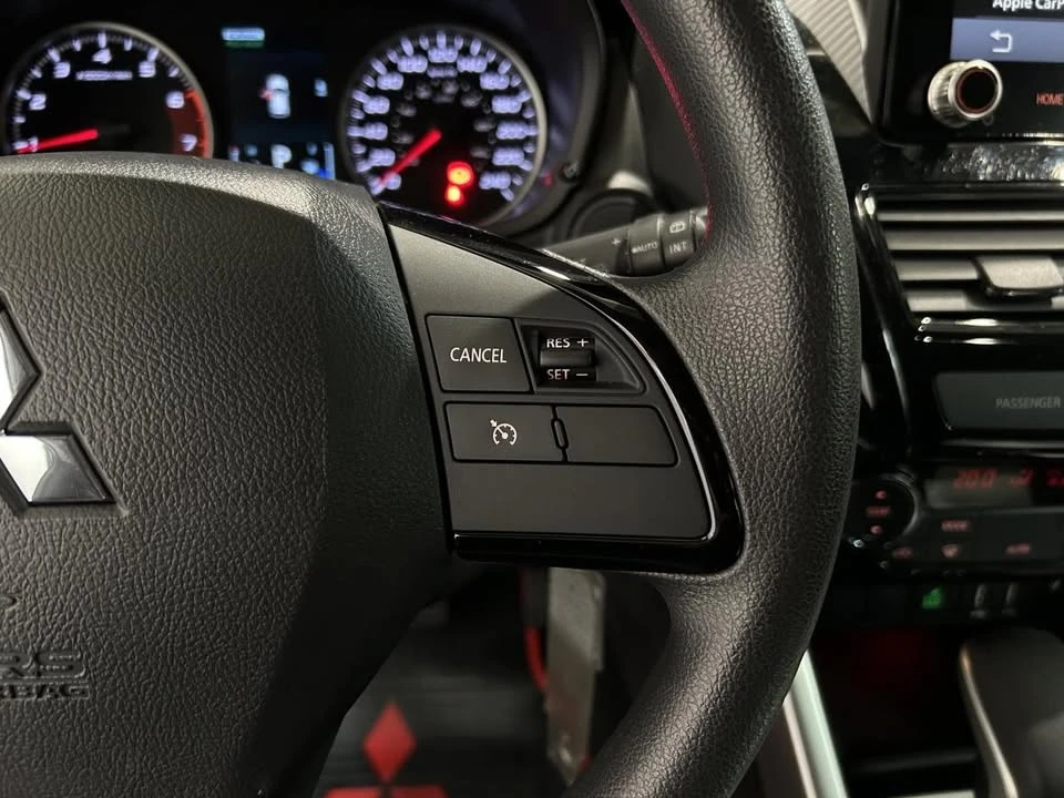 2023 Mitsubishi Eclipse Cross - Image 15 of 19