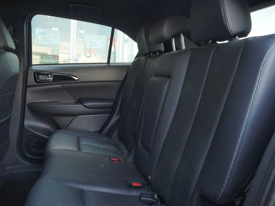 2023 Mitsubishi Eclipse Cross - Image 18 of 20