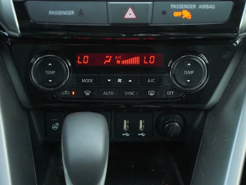 2023 Mitsubishi Eclipse Cross - Image 15 of 20