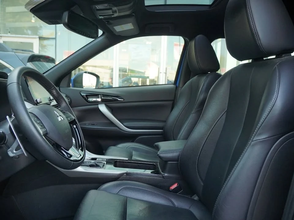 2023 Mitsubishi Eclipse Cross - Image 8 of 20
