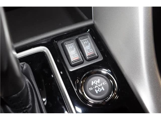 2023 Mitsubishi Eclipse Cross - Image 15 of 20