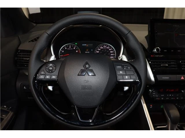 2023 Mitsubishi Eclipse Cross - Image 13 of 20