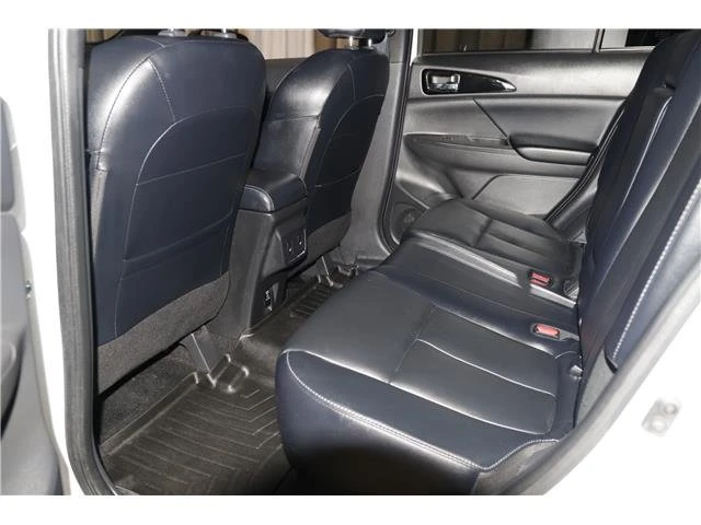 2023 Mitsubishi Eclipse Cross - Image 8 of 20