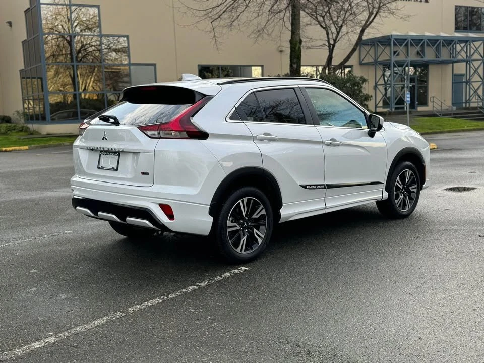 2023 Mitsubishi Eclipse Cross - Image 4 of 7