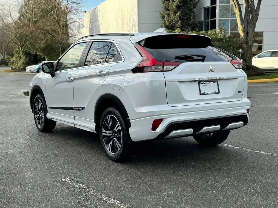 2023 Mitsubishi Eclipse Cross - Image 3 of 7
