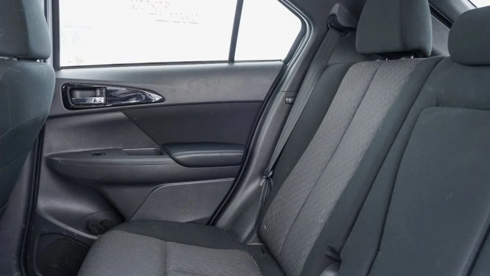 2023 Mitsubishi Eclipse Cross - Image 16 of 18