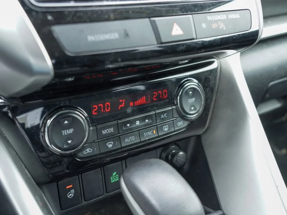 2023 Mitsubishi Eclipse Cross - Image 11 of 16