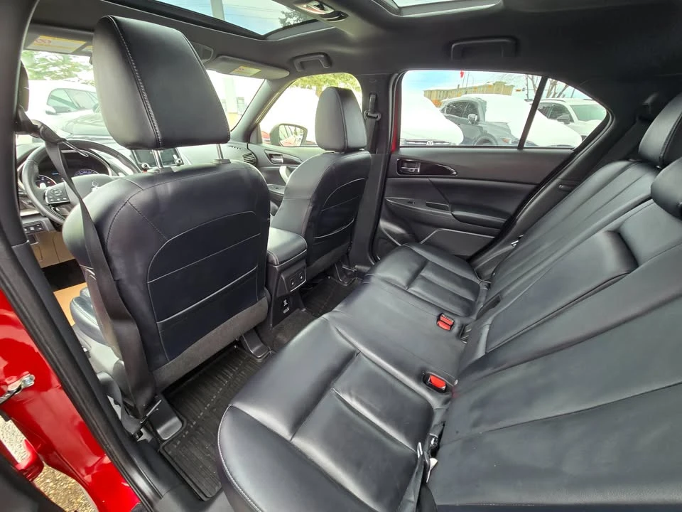 2023 Mitsubishi Eclipse Cross - Image 17 of 20