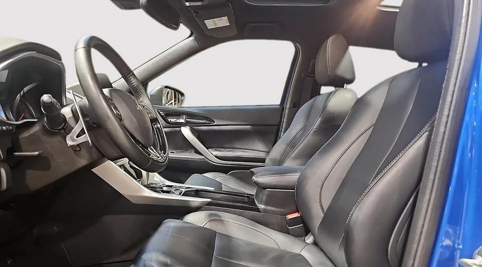 2023 Mitsubishi Eclipse Cross - Image 11 of 20
