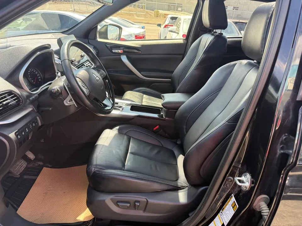 2023 Mitsubishi Eclipse Cross - Image 7 of 18