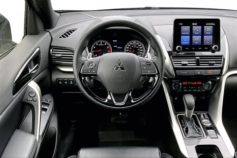 2023 Mitsubishi Eclipse Cross - Image 3 of 20