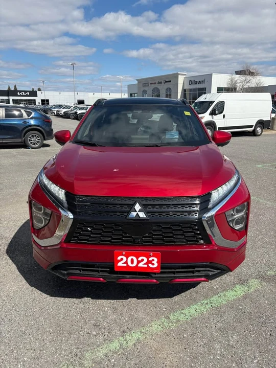 2023 Mitsubishi Eclipse Cross - Image 2 of 13