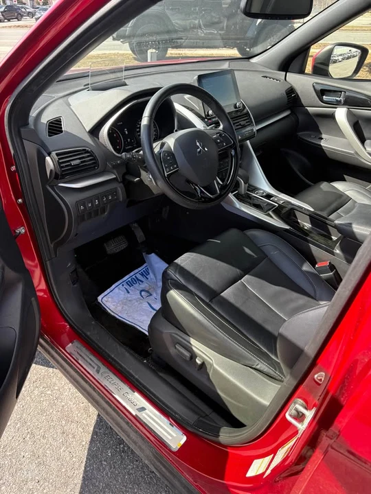 2023 Mitsubishi Eclipse Cross - Image 9 of 13