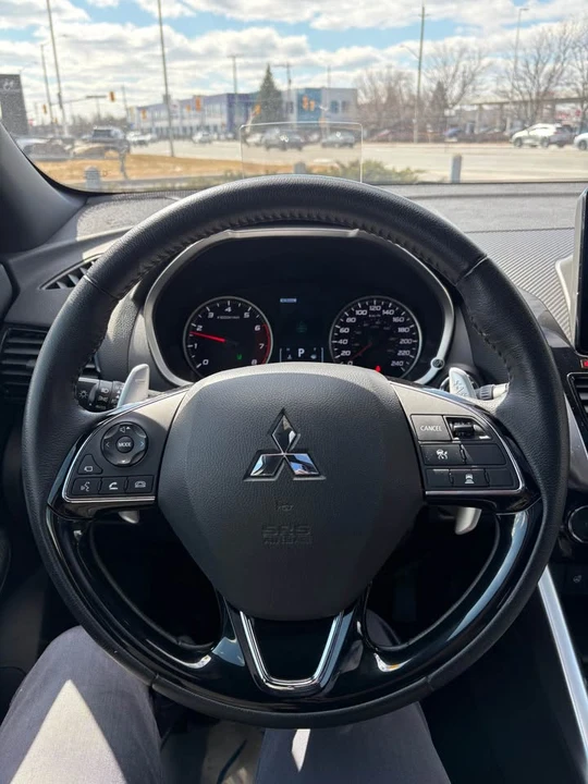 2023 Mitsubishi Eclipse Cross - Image 10 of 13