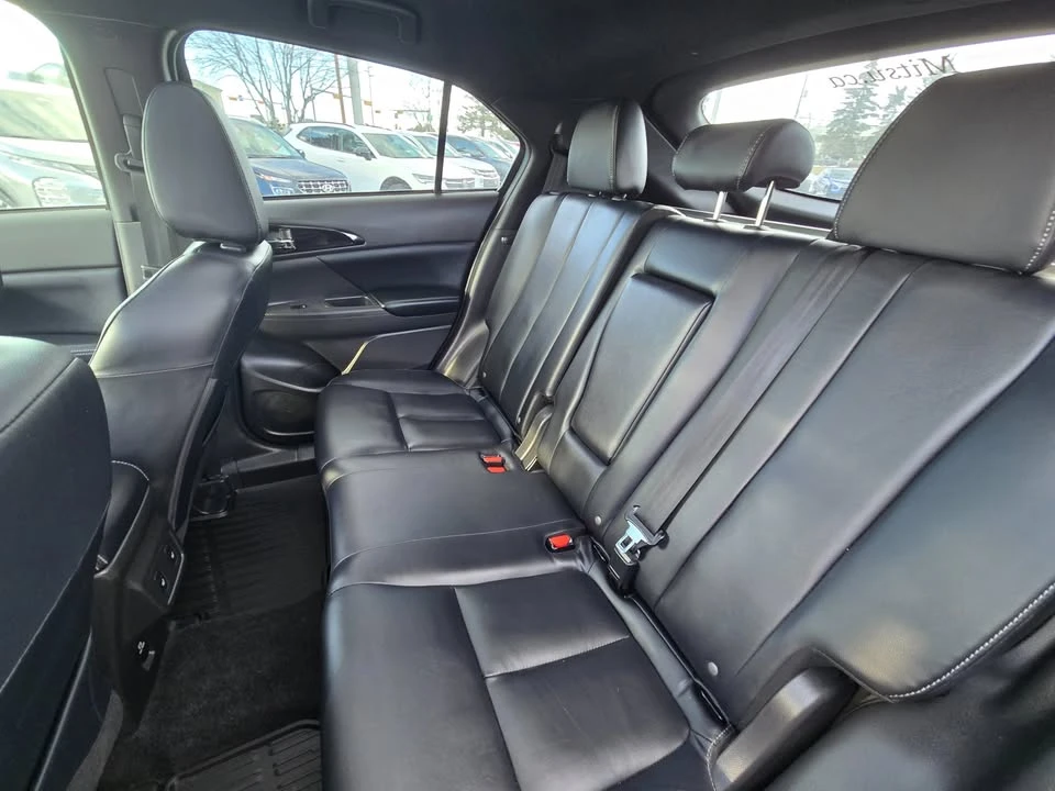 2023 Mitsubishi Eclipse Cross - Image 17 of 20