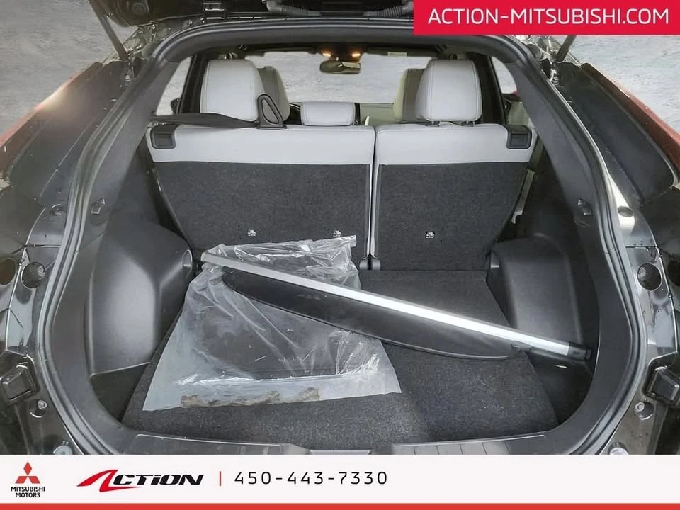 2023 Mitsubishi Eclipse Cross - Image 12 of 20