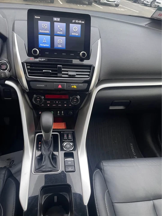 2023 Mitsubishi Eclipse Cross - Image 8 of 15