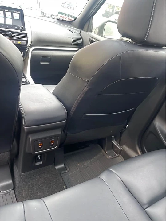 2023 Mitsubishi Eclipse Cross - Image 11 of 15