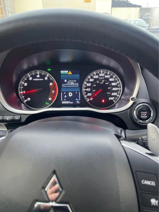 2023 Mitsubishi Eclipse Cross - Image 6 of 15