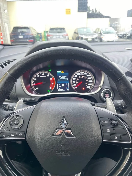 2023 Mitsubishi Eclipse Cross - Image 5 of 15