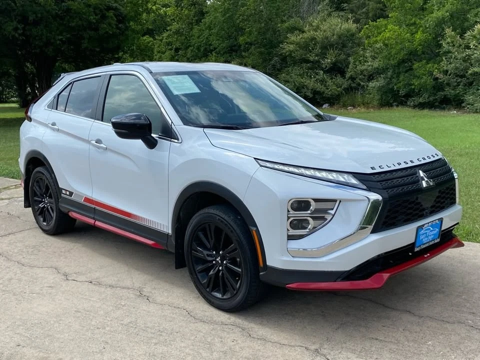 2023 Mitsubishi Eclipse Cross - Image 3 of 19