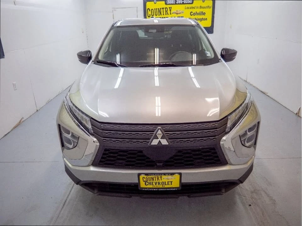 2023 Mitsubishi Eclipse Cross - Image 3 of 9