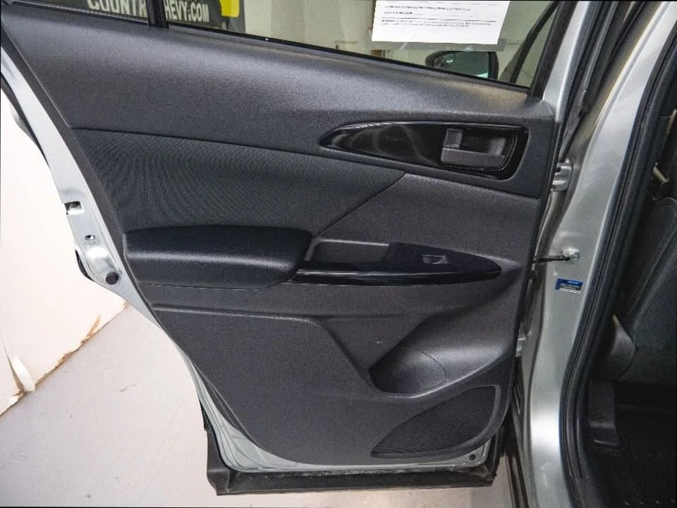 2023 Mitsubishi Eclipse Cross - Image 8 of 9