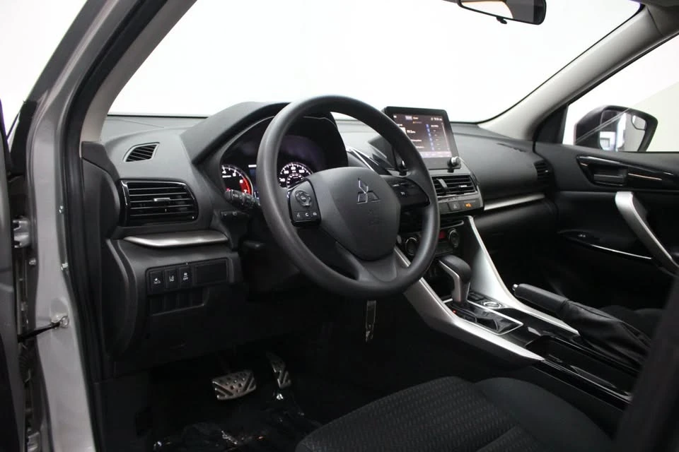 2023 Mitsubishi Eclipse Cross - Image 6 of 20