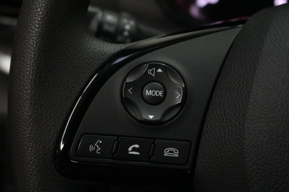 2023 Mitsubishi Eclipse Cross - Image 11 of 20