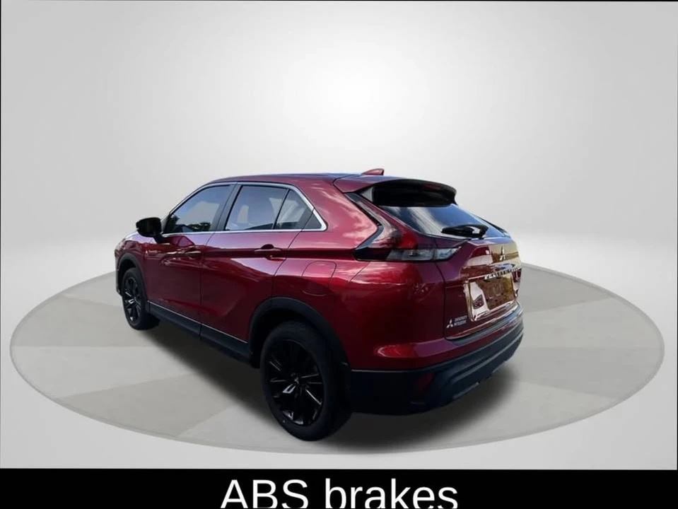 2023 Mitsubishi Eclipse Cross - Image 4 of 19