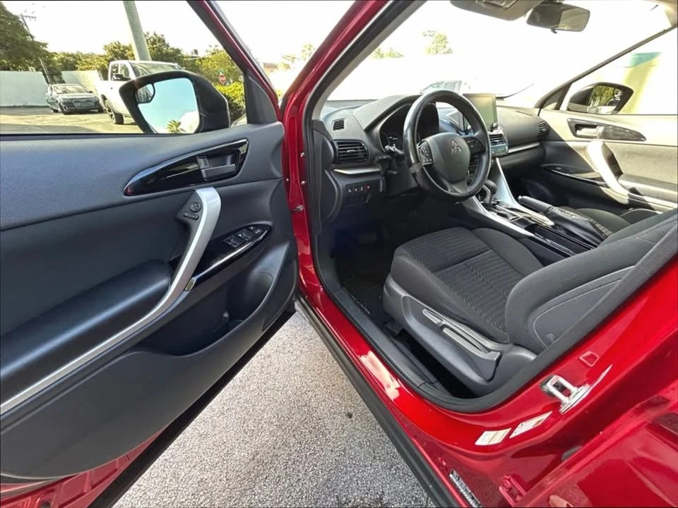 2023 Mitsubishi Eclipse Cross - Image 13 of 19