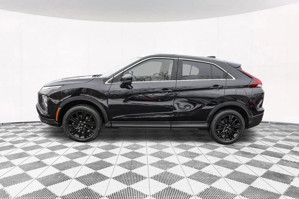 2023 Mitsubishi Eclipse Cross - Image 4 of 12