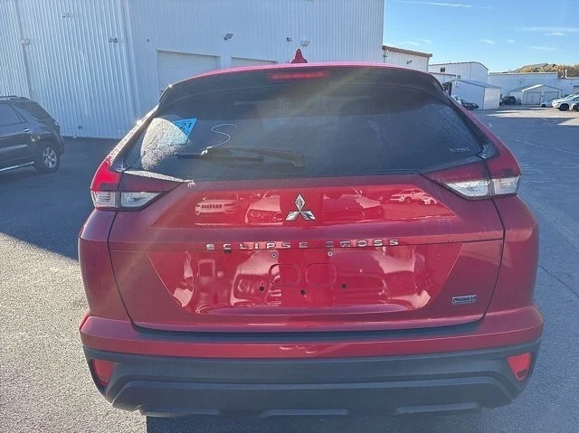 2023 Mitsubishi Eclipse Cross - Image 2 of 7