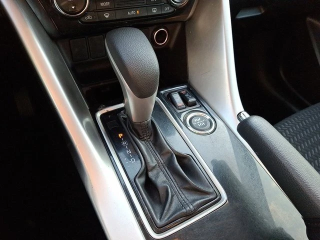 2023 Mitsubishi Eclipse Cross - Image 16 of 20