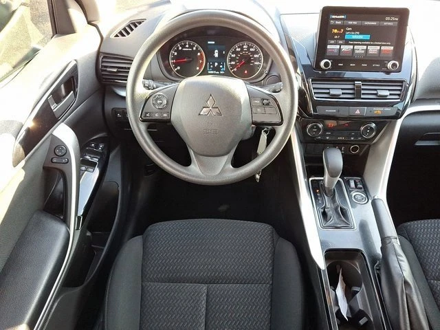 2023 Mitsubishi Eclipse Cross - Image 12 of 20