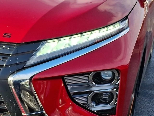 2023 Mitsubishi Eclipse Cross - Image 10 of 20
