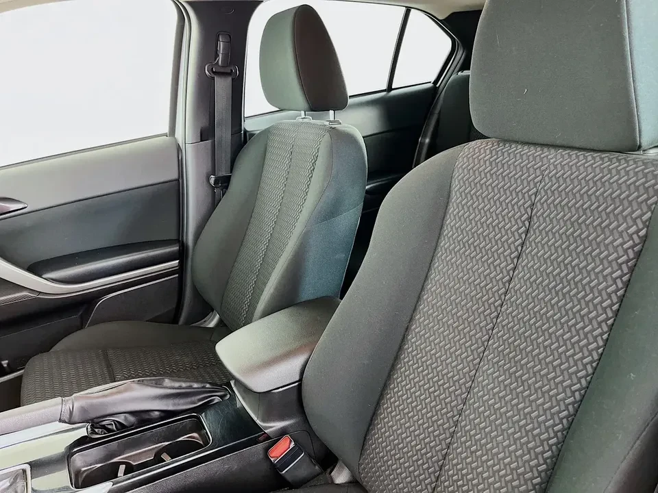 2023 Mitsubishi Eclipse Cross - Image 10 of 12