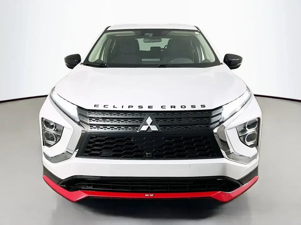 2023 Mitsubishi Eclipse Cross - Image 2 of 12