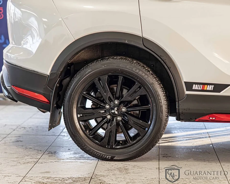 2023 Mitsubishi Eclipse Cross - Image 9 of 20