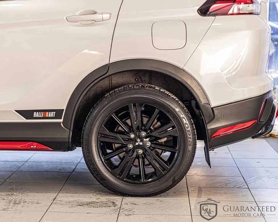 2023 Mitsubishi Eclipse Cross - Image 7 of 20