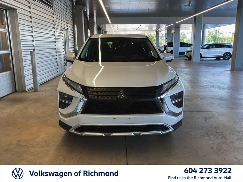 2023 Mitsubishi Eclipse Cross - Image 2 of 20