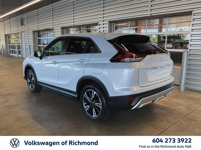 2023 Mitsubishi Eclipse Cross - Image 5 of 20