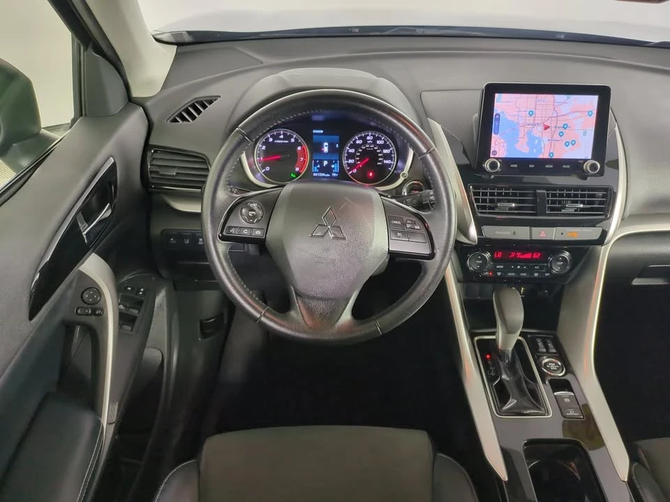 2023 Mitsubishi Eclipse Cross - Image 11 of 15