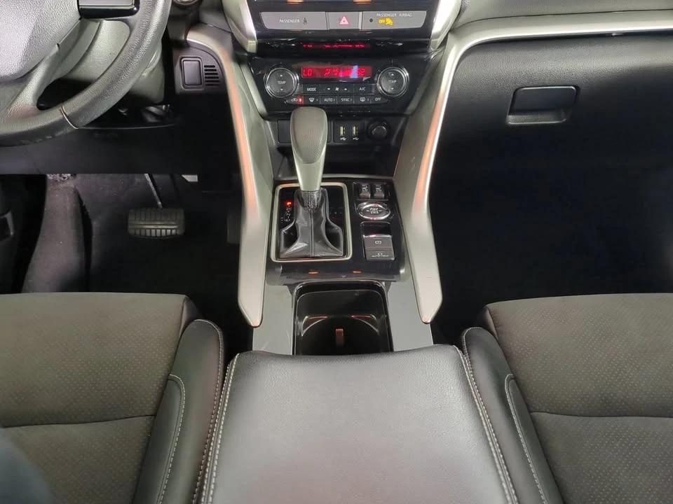 2023 Mitsubishi Eclipse Cross - Image 14 of 15