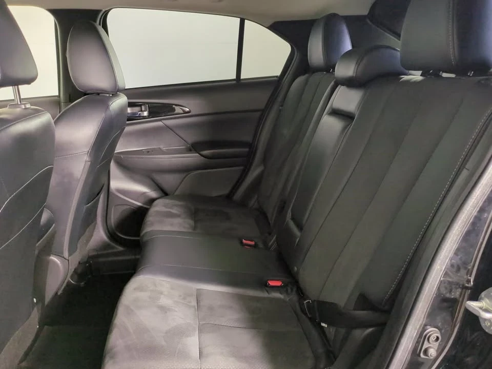 2023 Mitsubishi Eclipse Cross - Image 9 of 15